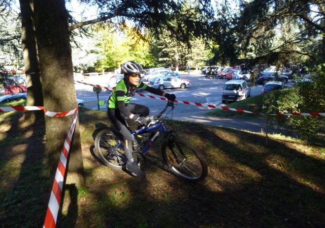 Lundi 11 novembre 2013 - Ecole - cyclo-cross de Parilly